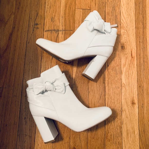Saks Fifth Avenue Shoes - Beautiful white booties